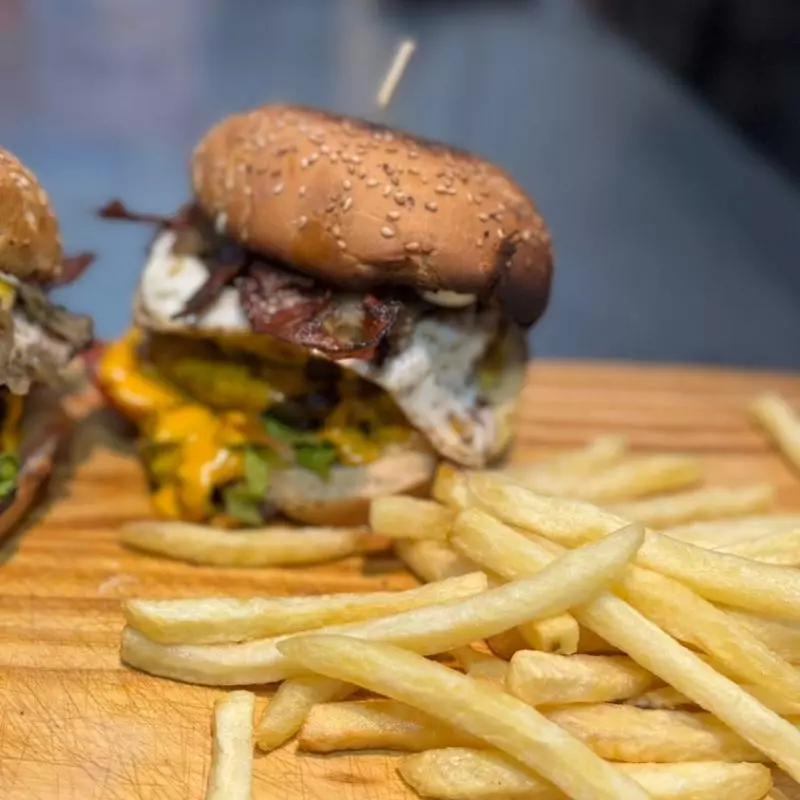 Hamburguesa doble al toke