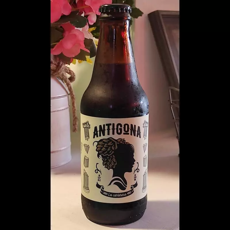 CARIÑOSA - Antigona