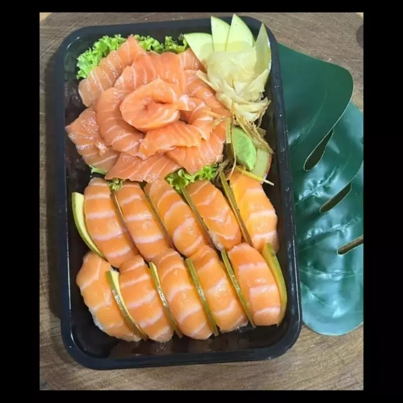 BARCA ESPECIAL DE SALMÃO (20 peças)