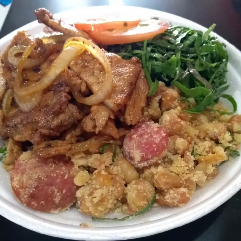 Tropeiro com Bife de Lombo