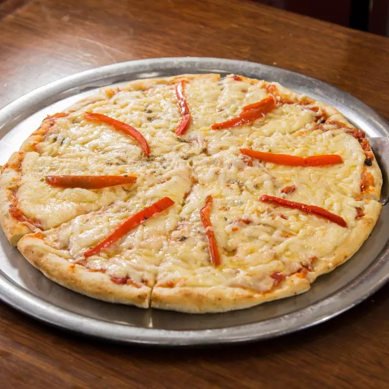 Pizza Provolone