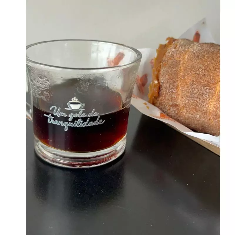 Trudel Doce de leite + Xícara + café