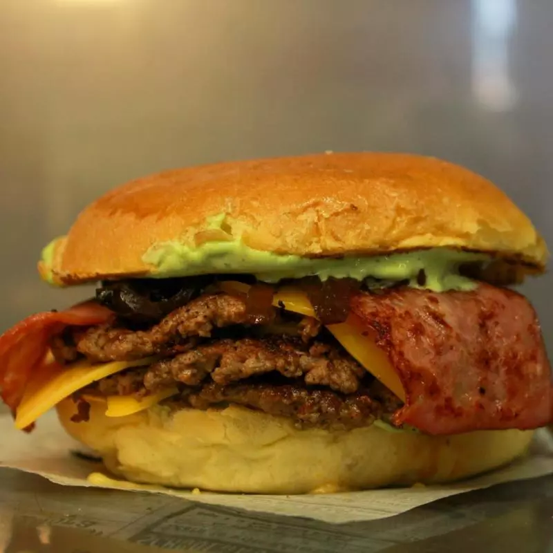 HAMBURGUER  Triplo Overdose+ BATATA