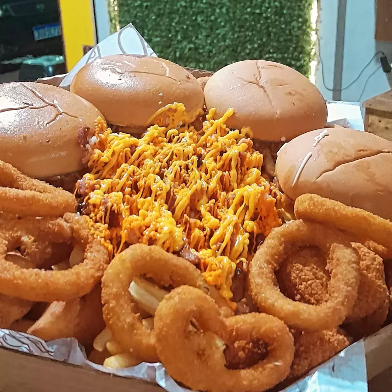 SUPER COMBO 4 PESSOAS [30CM]