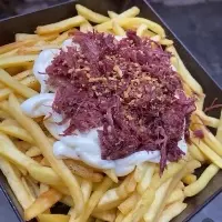 Batata Frita com Carne de Sol