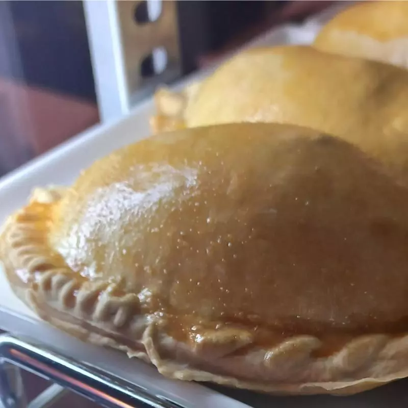 Empanada horneada pollo y queso