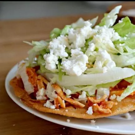 Tostadas de Pollo (3)