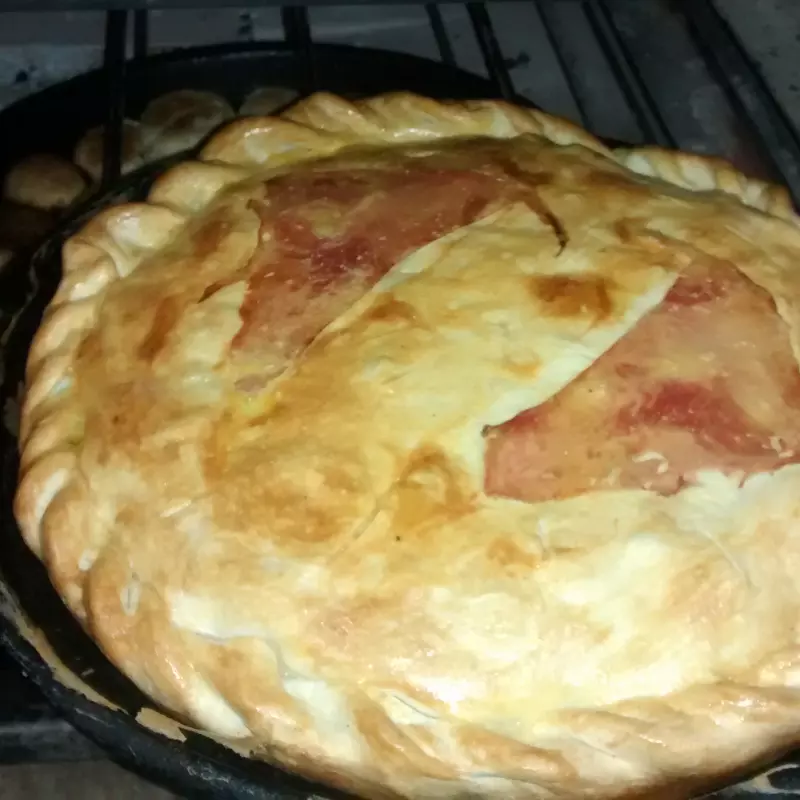 Tarta  jamon  queso  tomate  y huev