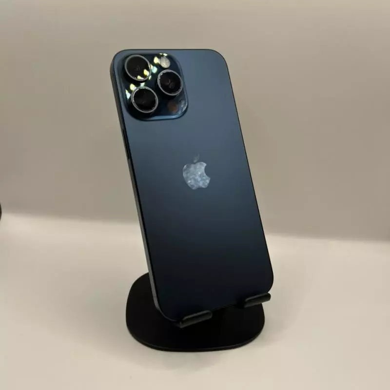 15 PRO MAX 256GB AZUL TITÂNIO