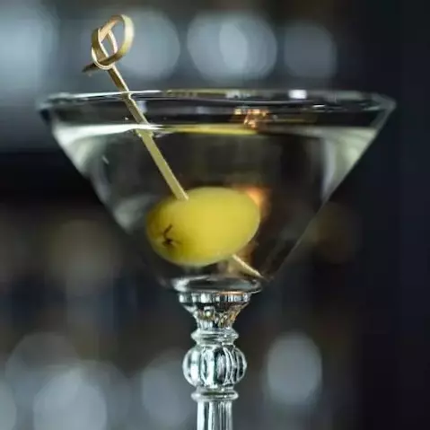 Dry martini