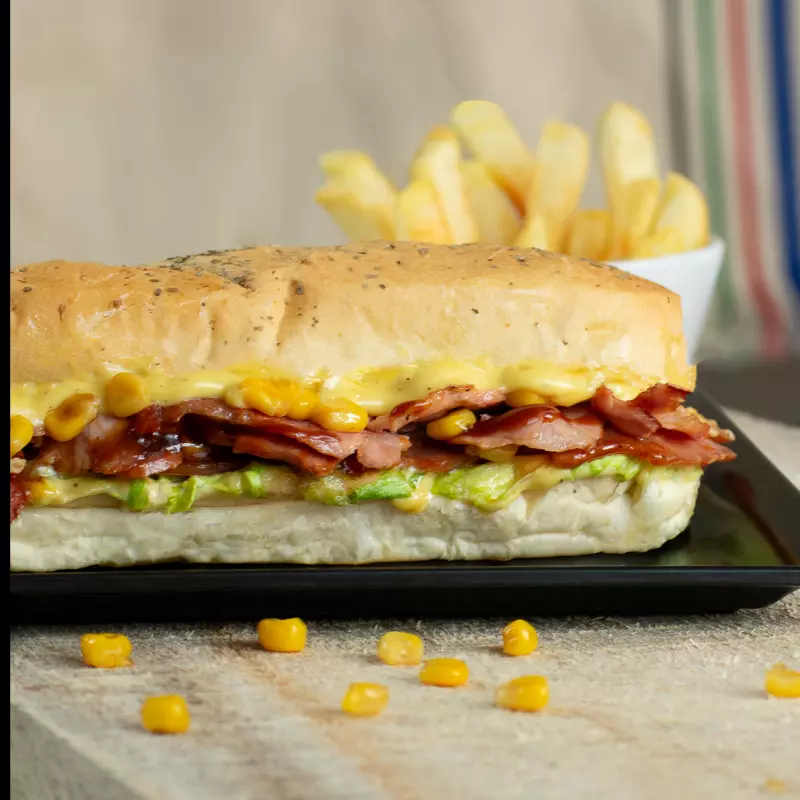 SANDWICH COSTILLAS DE CERDO