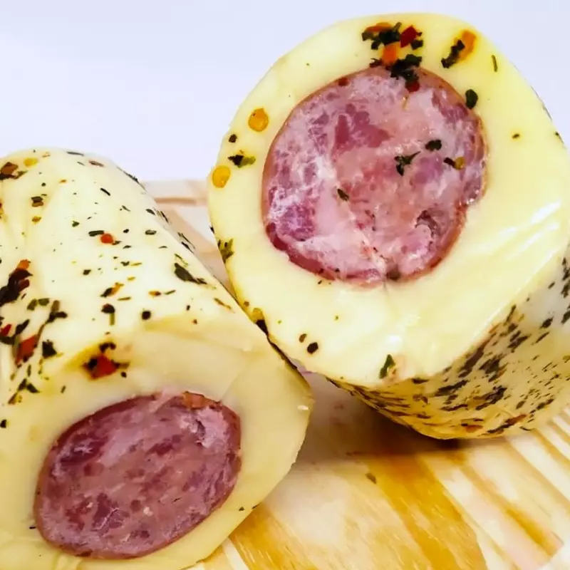 Provolone temperado Recheado ±500g