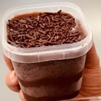 Bolo de pote BRIGADEIRO