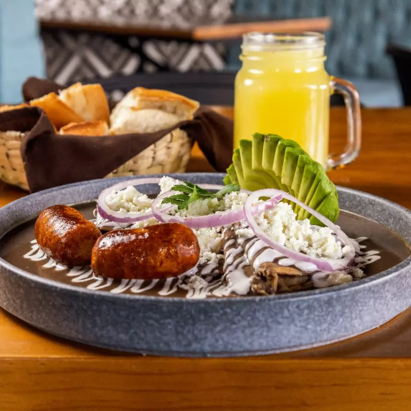 Enfrijoladas de casa