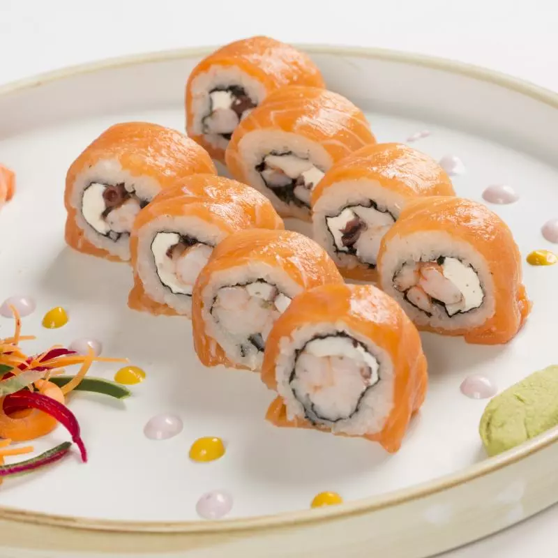 Takana Rolls (8 bocados)