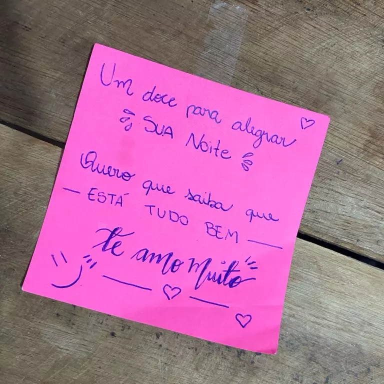 POST ÍT - COM MENSAGEM ACOMP. 1 FINI