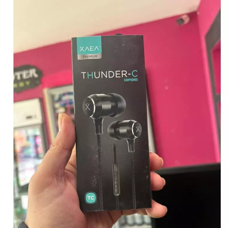 AURICULARES CON CONECTOR FICHA C