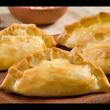 Empanada de peperoni