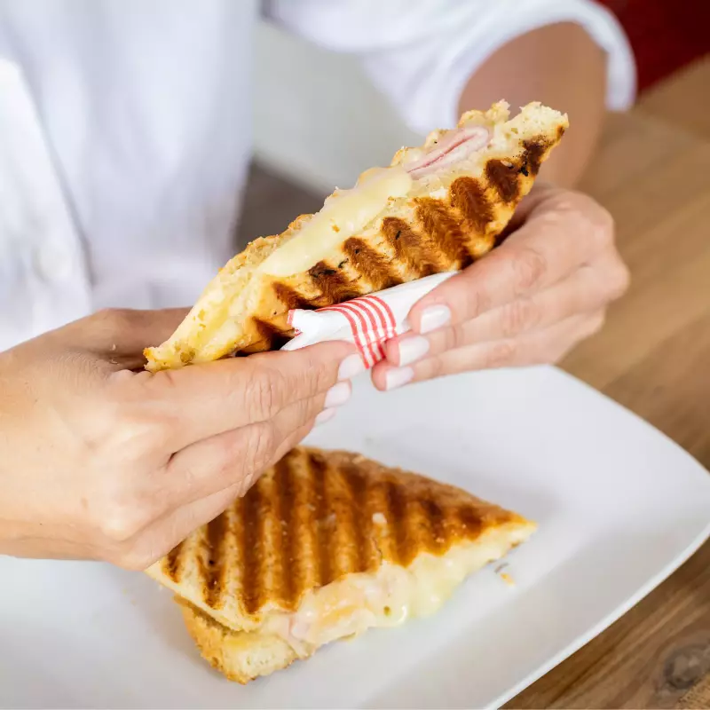 MISTO QUENTE NO GRILL