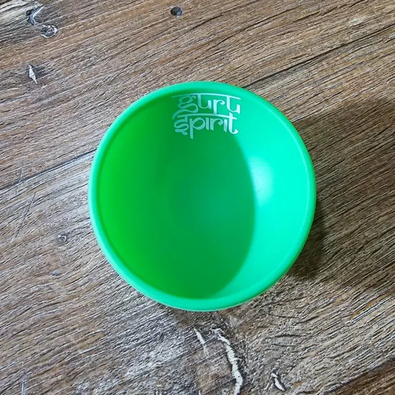 Cuia Verde escrita branca