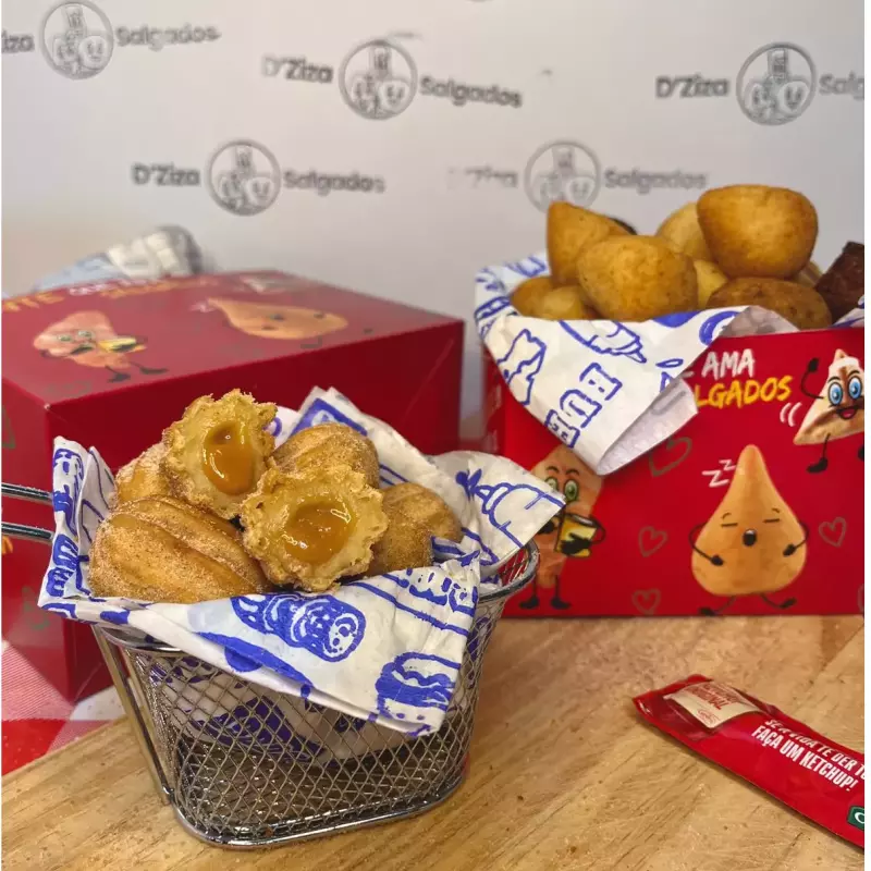 20 Salgados + 10 Churros