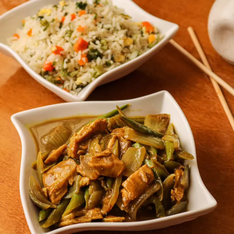 Fatia de Frango ao Molho Curry