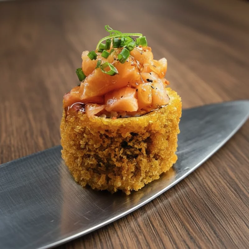 SAKE TARTAR ROLL