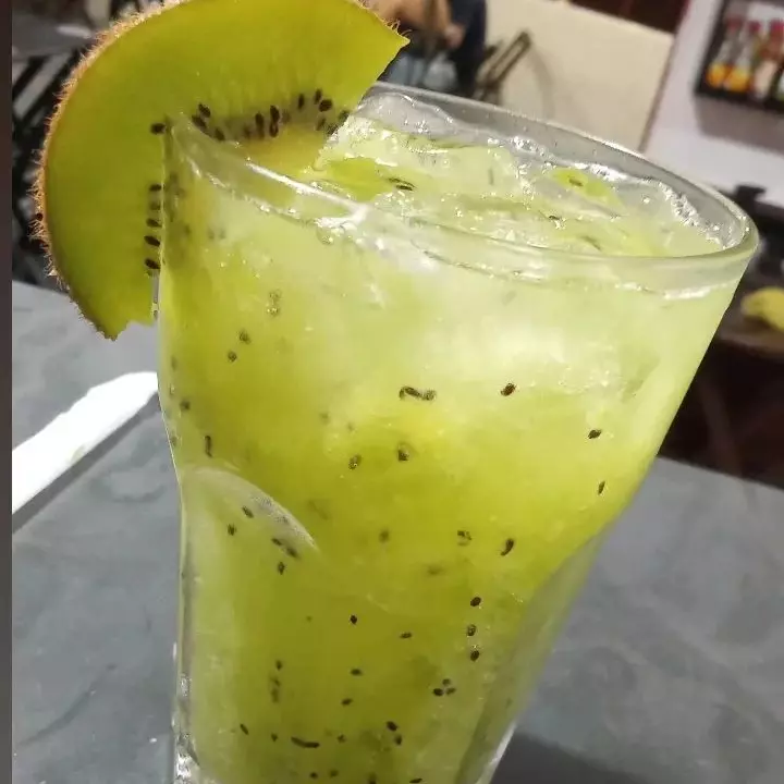 CAIPIRINHA DE KIWI