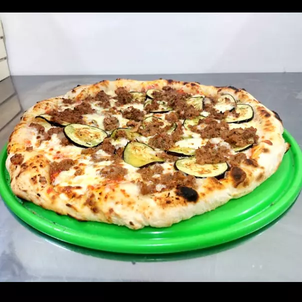 Pizza Bomba