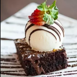 Brownie con Helado