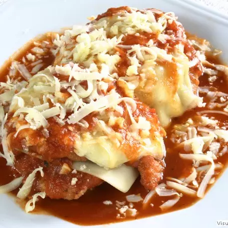 Filé de Frango à Parmegiana