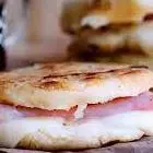 Arepa Jamón y Queso