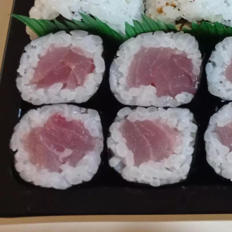 Hossomaki atum 4 unidades