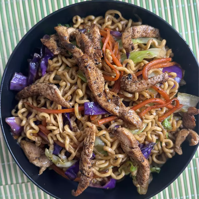 Yakisoba de FRANGO