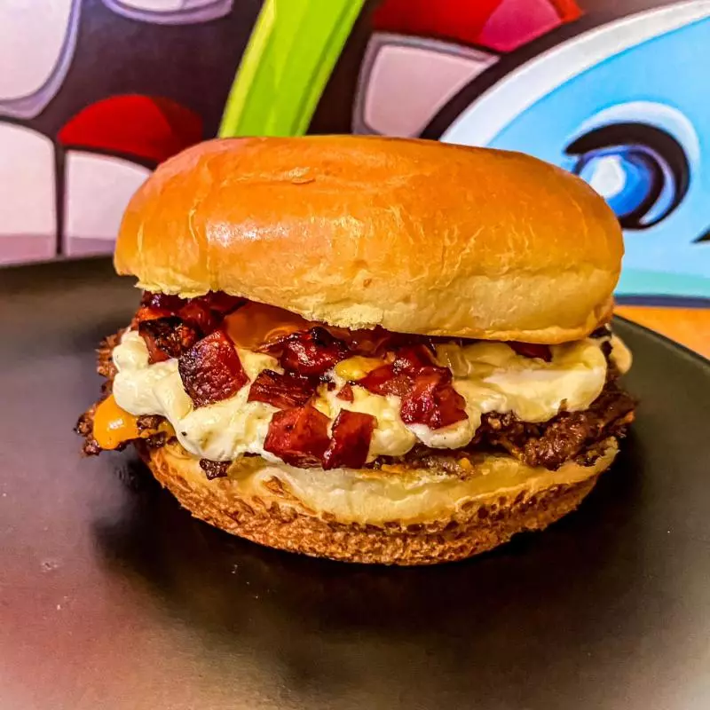 Catu bacon burger