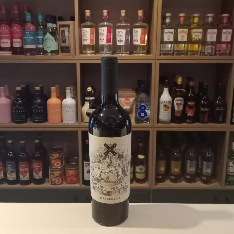 Vino Cordero piel de lobo