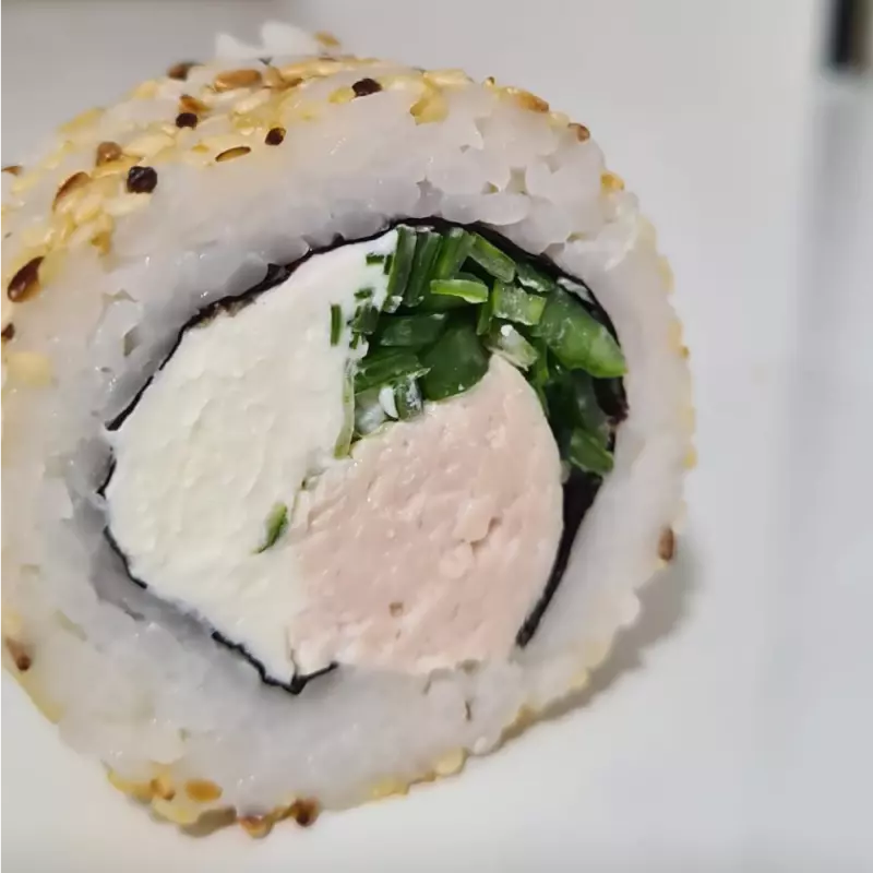 CHIK ROLL
