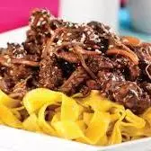 Tiras de Carne ao Vinho