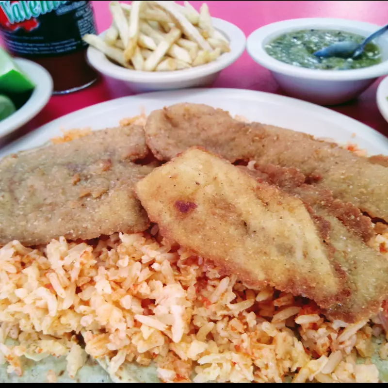 ACORAZADO DE PESCADO EMPANIZADO