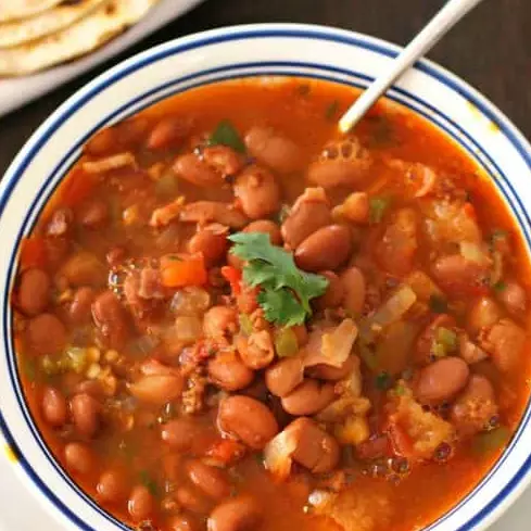 Frijoles charros