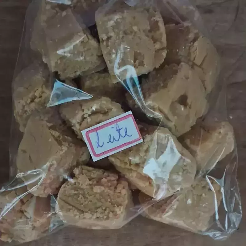 Doce de Leite em Pedaços (Marli)