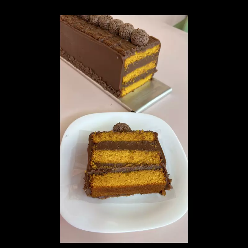 fatia bolo de cenoura