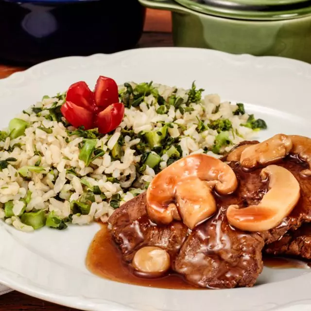 Filezinho ao molho madeira