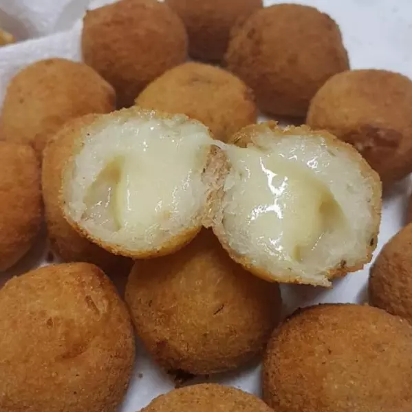 BOLINHO AIPIM
