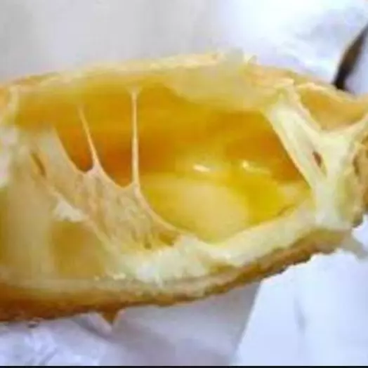 Pastel dois queijo + Cajuína