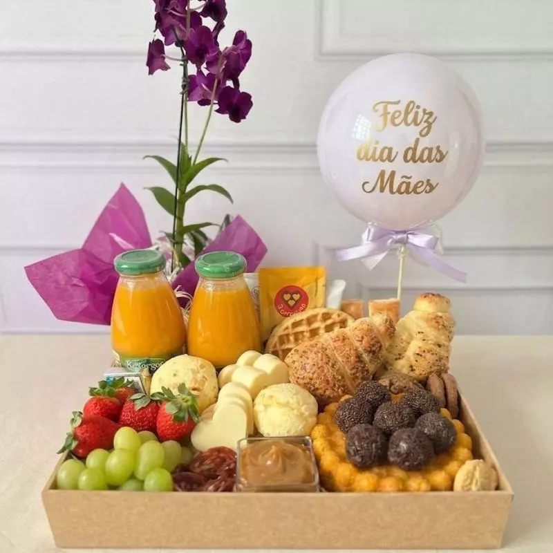 Cesta "Esperando na Janela "