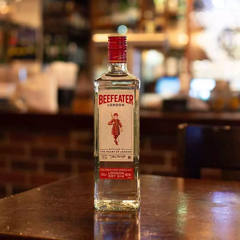 Trago de Beefeter Gin