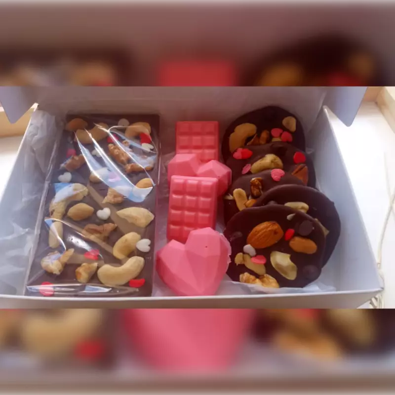Caja tableta + discos + bombones ❤️