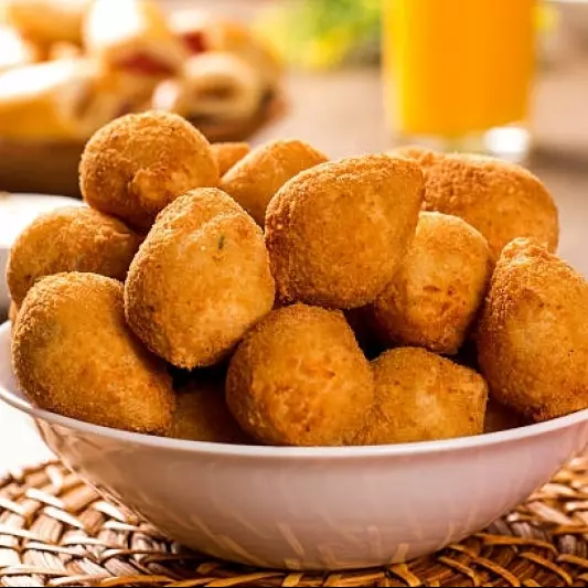 PORÇÃO DE COXINHA