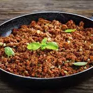 CARNE MOIDA C/ LEGUMES E OVOS